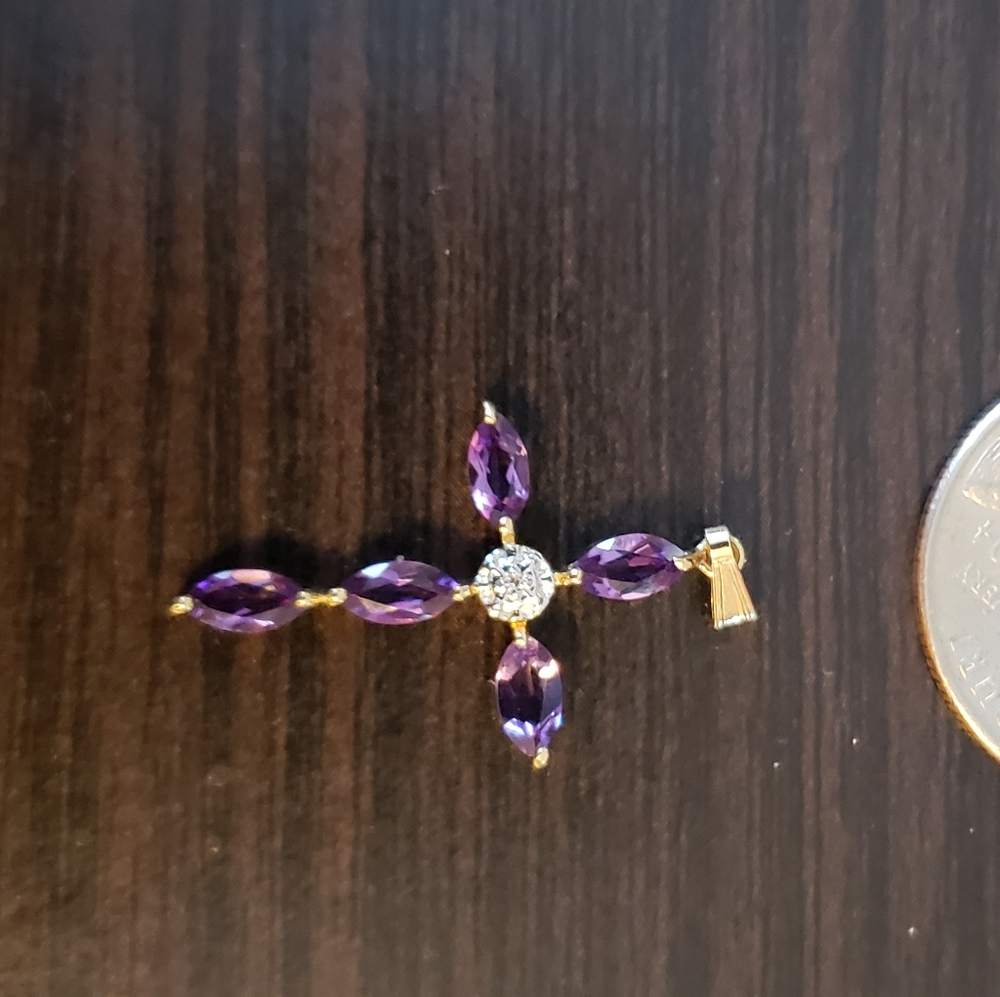 💕10k Amethyst Cross Pendant